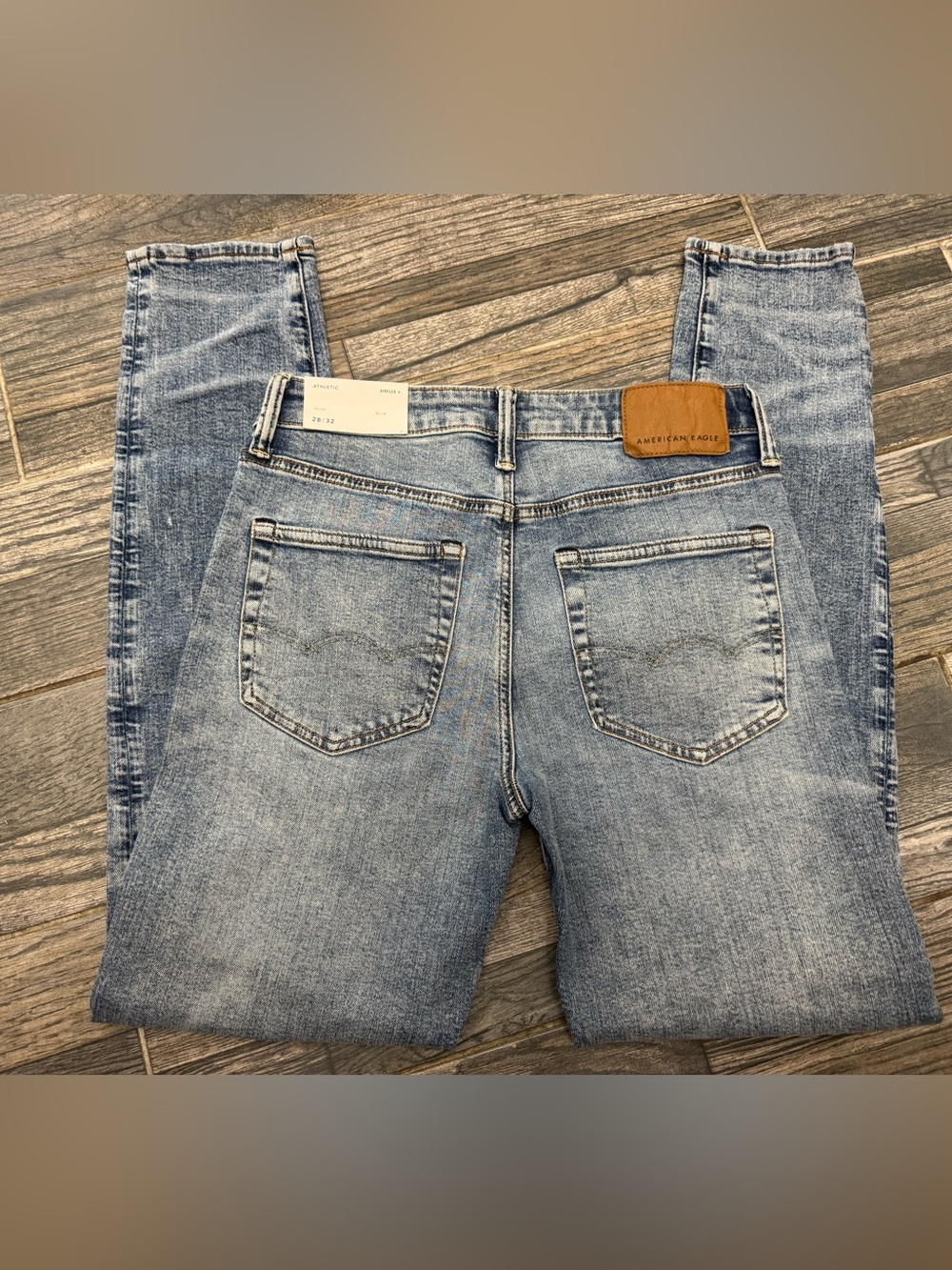 American Eagle Mens Athletic Air flex - size 28 x 32